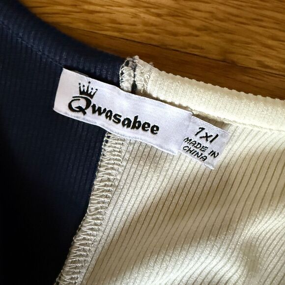 Qwasabee Two Toned Cut Out‎ Maxi Dress 1XL - Picture 3 of 4